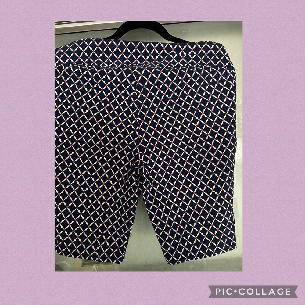 Stretchy Shorts - Picture 2 of 5